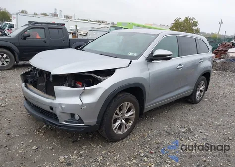 2016 Toyota Highlander Le Plus V6 from USA, damaged, VIN 5TDBKRFH6GS355475